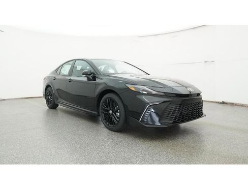 New 2026 Toyota Camry SE image 29