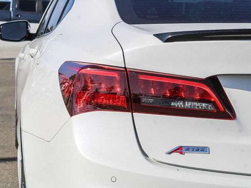 Used 2018 Acura TLX w/ Technology & A-SPEC Package FWD image 7