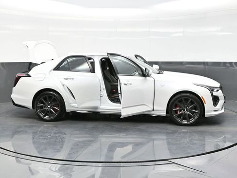 New 2025 Cadillac CT4 Sport image 31