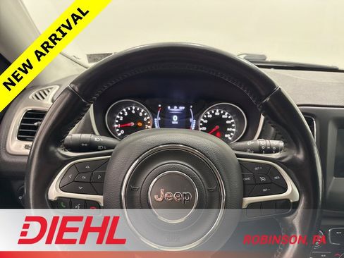 Used 2019 Jeep Compass Latitude image 21