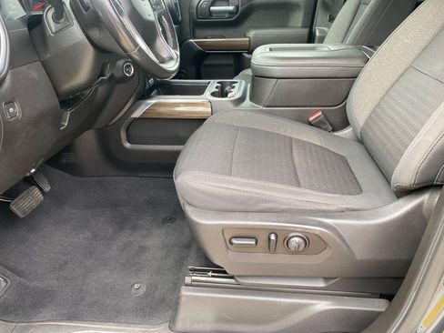 Used 2021 Chevrolet Silverado 1500 RST AWD/4WD image 34
