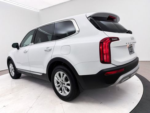 Used 2022 Kia Telluride LX image 14