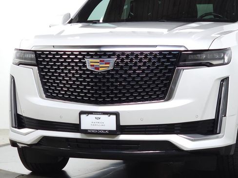 Used 2021 Cadillac Escalade Premium Luxury w/ Driver Assist Tech Package AWD/4WD image 13