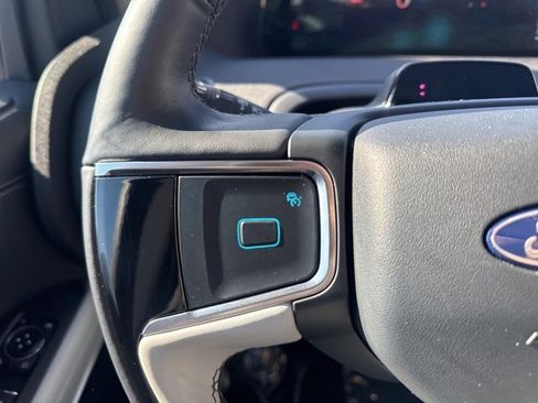 Used 2025 Ford Expedition Max Platinum w/ Driver's Package image 30