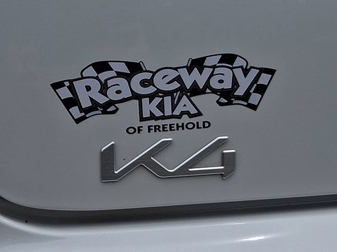 Certified 2025 Kia K4 FWD image 30