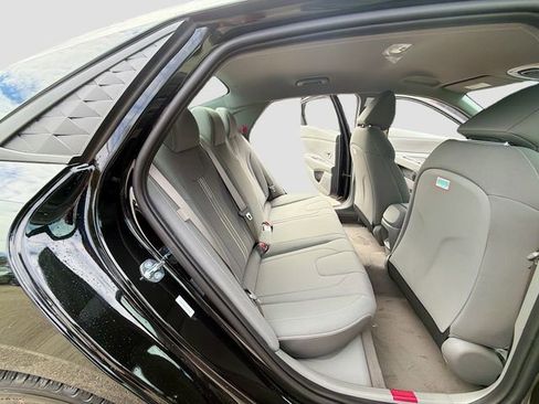 New 2026 Hyundai Elantra Sport FWD image 26