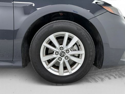 Used 2025 Toyota Camry LE image 23