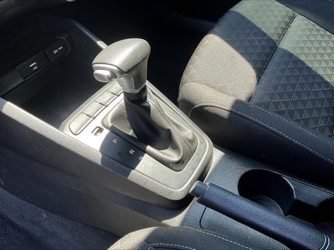 Used 2022 Kia Rio LX image 15