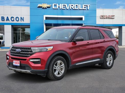 Used 2020 Ford Explorer XLT w/ Equipment Group 202A image 1