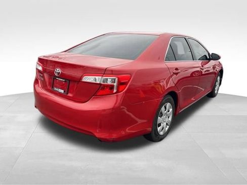 Used 2012 Toyota Camry LE image 7