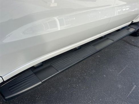 Used 2025 Chevrolet Silverado 1500 RST image 9