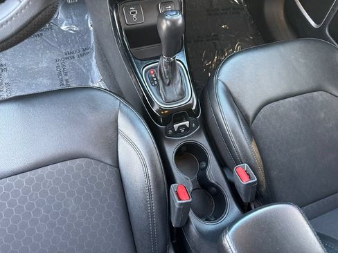 Used 2021 Jeep Compass Latitude FWD image 26