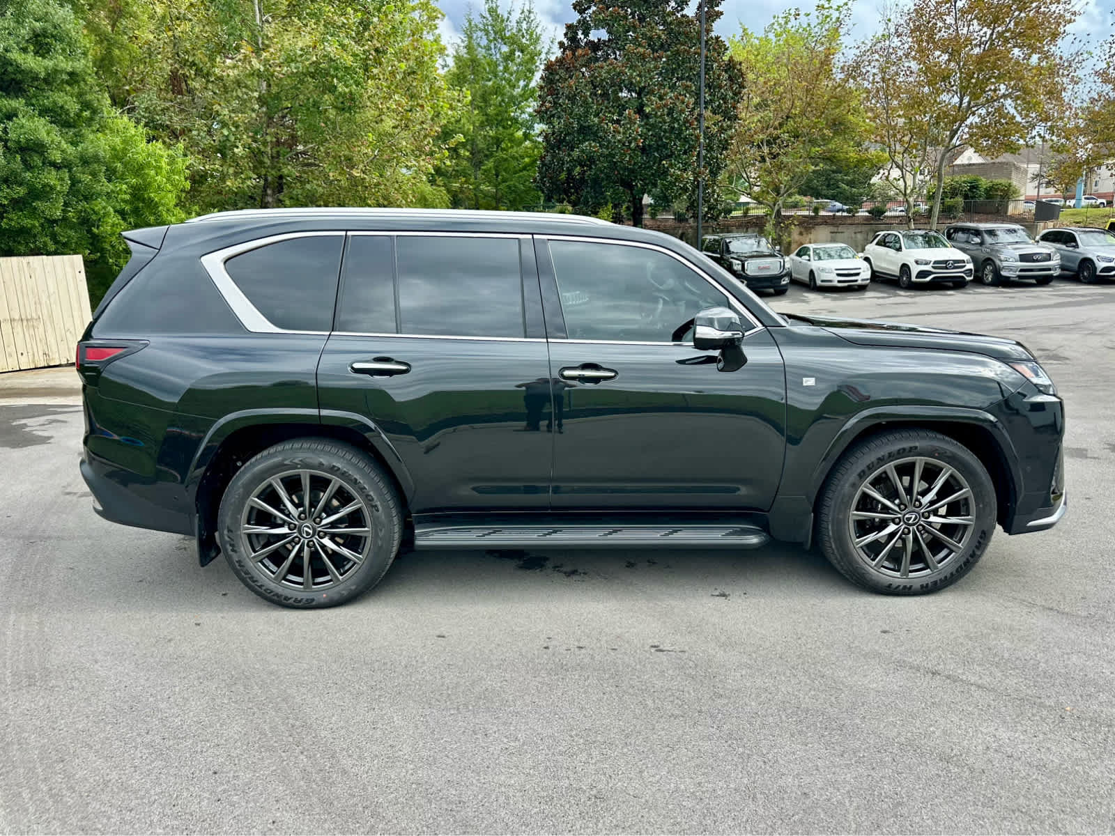 Used 2026 Lexus LX 700h F Sport AWD/4WD image 4
