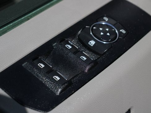 Used 2021 Ford F350 XL w/ Power Equipment Group image 16