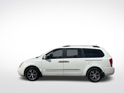Used 2014 Kia Sedona EX w/ Navigation Package image 17