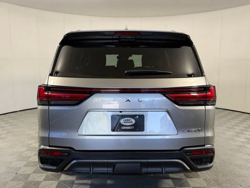 Used 2023 Lexus LX 600 F Sport w/ Accessory Package (Z1) AWD/4WD image 7