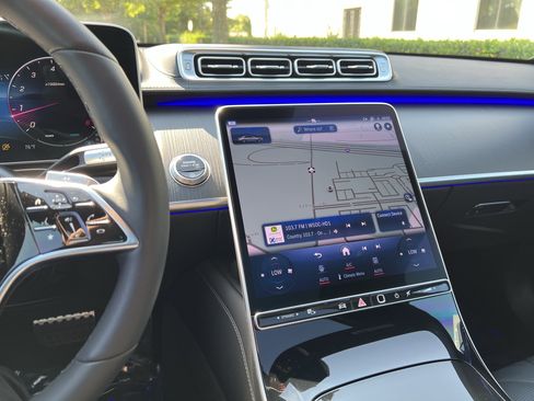 Certified 2025 Mercedes-Benz S 580 S 580 image 31