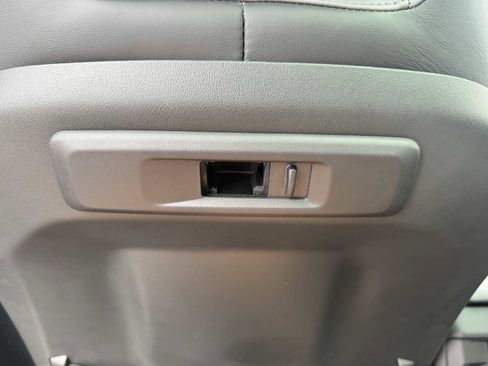 New 2025 BMW X3 xDrive30i w/ Premium Package image 24