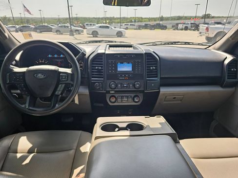 Used 2018 Ford F150 XL w/ Equipment Group 101A Mid AWD/4WD image 25
