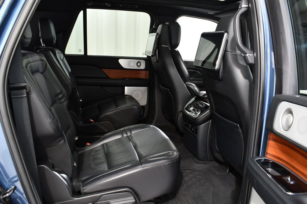 Used 2019 Lincoln Navigator L Reserve AWD/4WD image 20