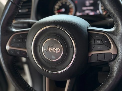 Used 2016 Jeep Renegade Limited AWD/4WD image 23