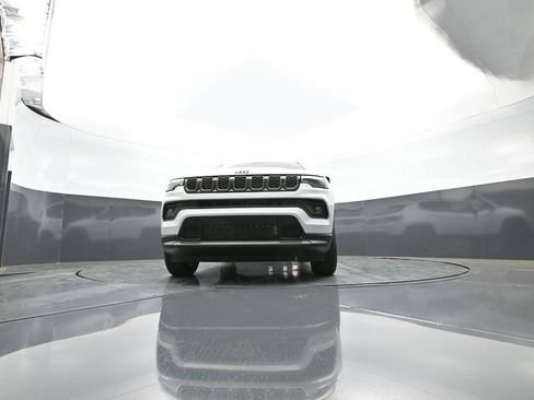 New 2026 Jeep Compass Latitude image 41
