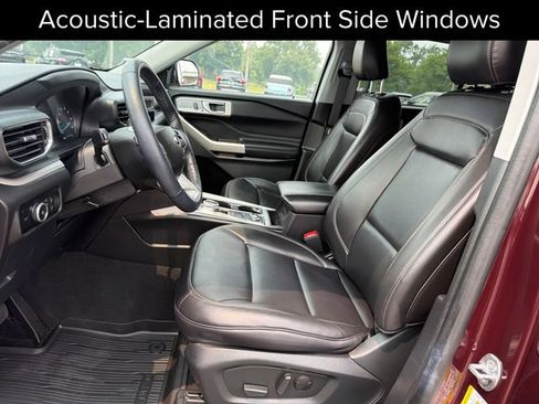 Used 2023 Ford Explorer XLT w/ Equipment Group 202A AWD/4WD image 12