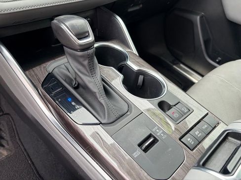 Used 2021 Toyota Highlander Platinum image 27