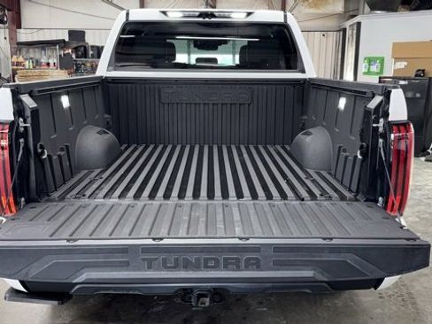 Used 2024 Toyota Tundra Limited image 9