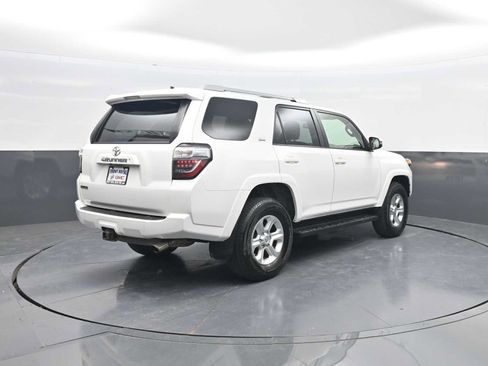Used 2015 Toyota 4Runner SR5 Premium AWD/4WD image 8