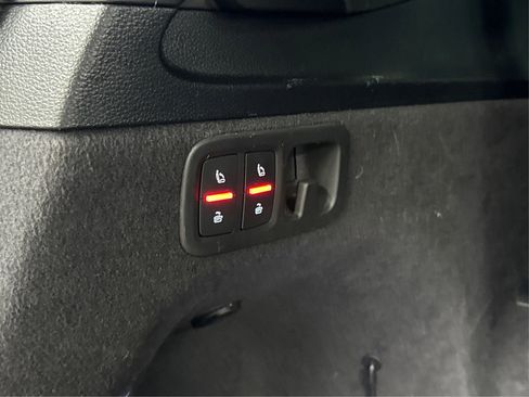 Used 2018 Audi Q7 3.0T Prestige w/ Prestige Package image 19