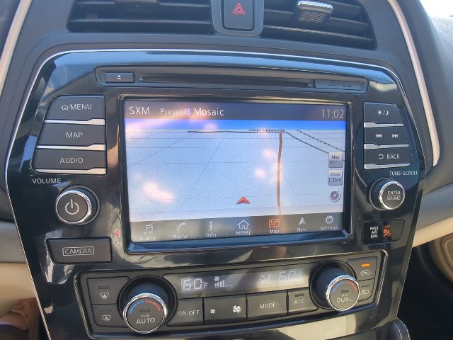 Used 2017 Nissan Maxima 3.5 SL FWD image 21