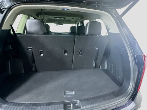 Used 2025 Kia Telluride S FWD image 31