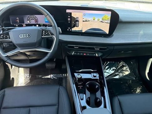 New 2026 Audi Q3 quattro 2.0T AWD/4WD image 21