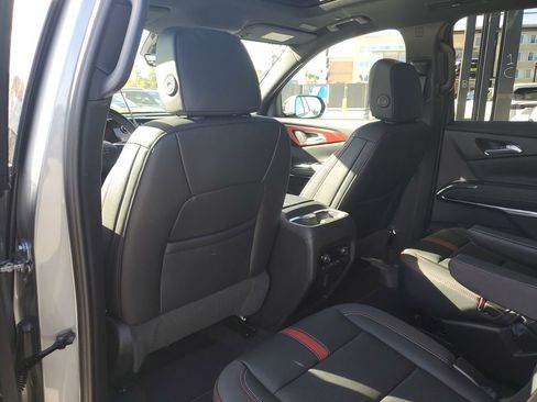 New 2026 Chevrolet Traverse RS image 17