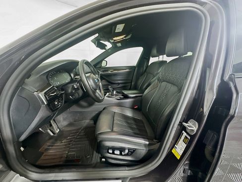 Used 2021 BMW 540i w/ M Sport Package image 13