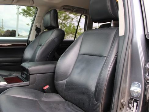 Used 2018 Lexus GX 460 Luxury AWD/4WD image 22