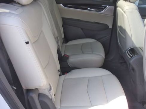 Used 2023 Cadillac XT6 Premium Luxury AWD/4WD image 36