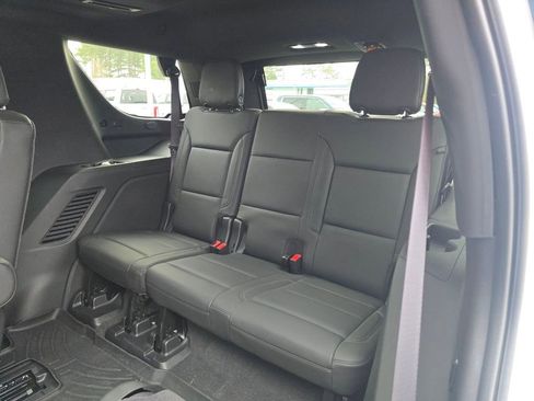 Used 2021 Chevrolet Tahoe Z71 w/ Luxury Package image 30