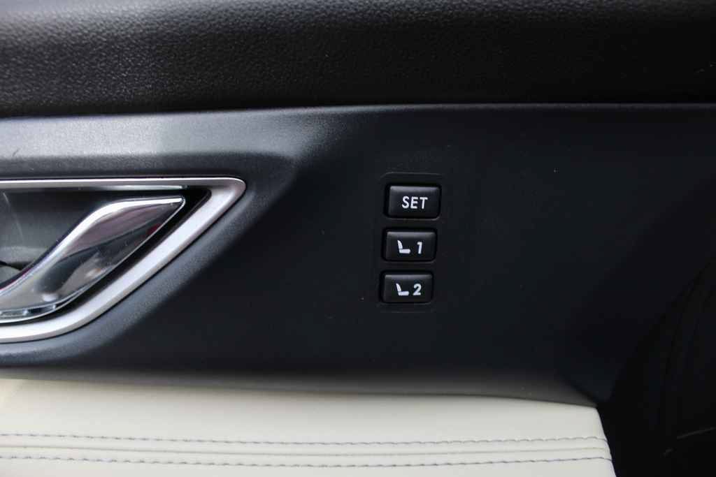 Used 2020 Subaru Ascent Limited w/ Technology Package AWD/4WD image 13