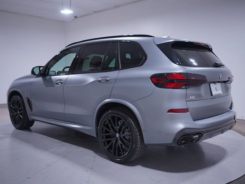 New 2026 BMW X5 M60i image 3