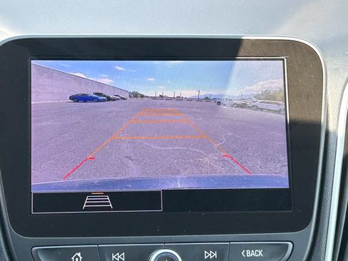 Used 2024 Chevrolet Malibu LT FWD image 14