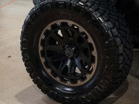 Used 2018 Jeep Wrangler Unlimited Rubicon AWD/4WD image 45