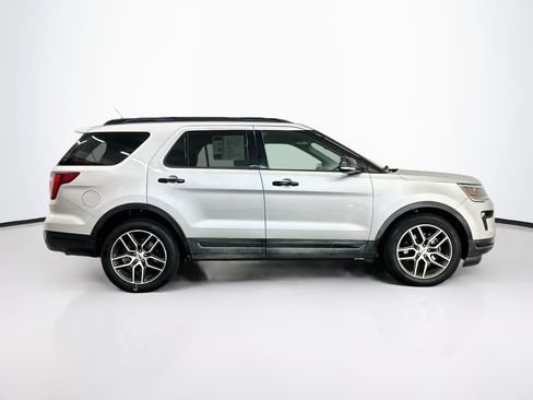 Used 2019 Ford Explorer Sport w/ Equipment Group 401A AWD/4WD image 10