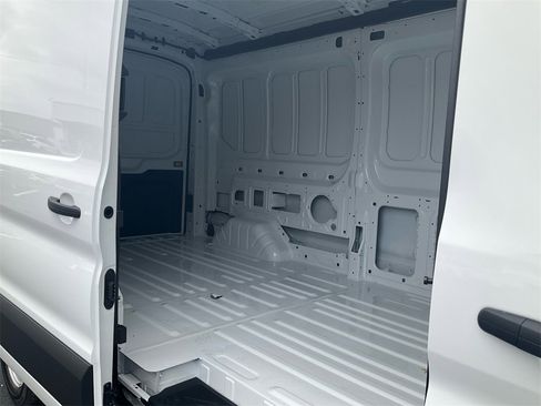 New 2026 Ford Transit 250 Base image 11