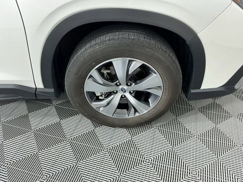 Used 2023 Subaru Ascent Premium w/ Convenience Package AWD/4WD image 20