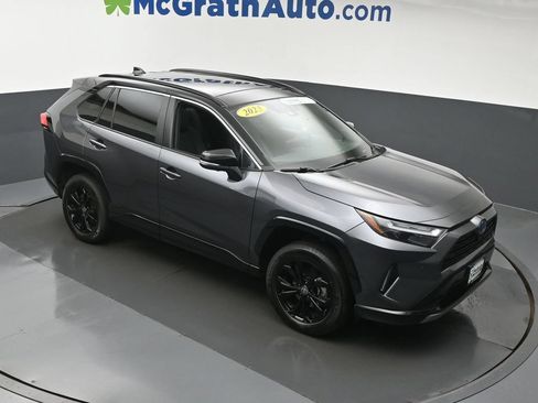 Used 2023 Toyota RAV4 XSE AWD/4WD image 3