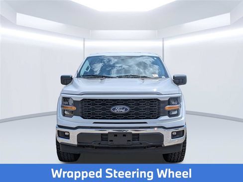 Used 2025 Ford F150 XLT w/ Equipment Group 301A Standard AWD/4WD image 11