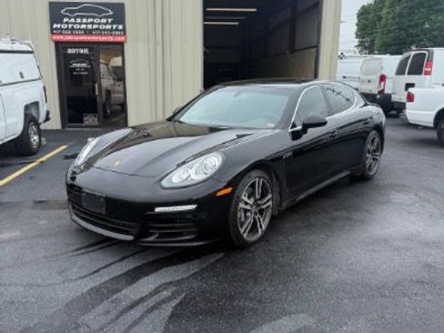 Used 2014 Porsche Panamera S RWD image 1
