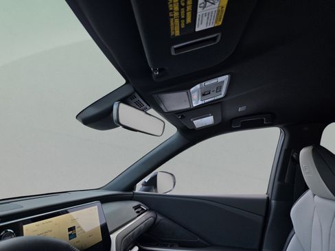 New 2026 Lexus TX 500h AWD image 17